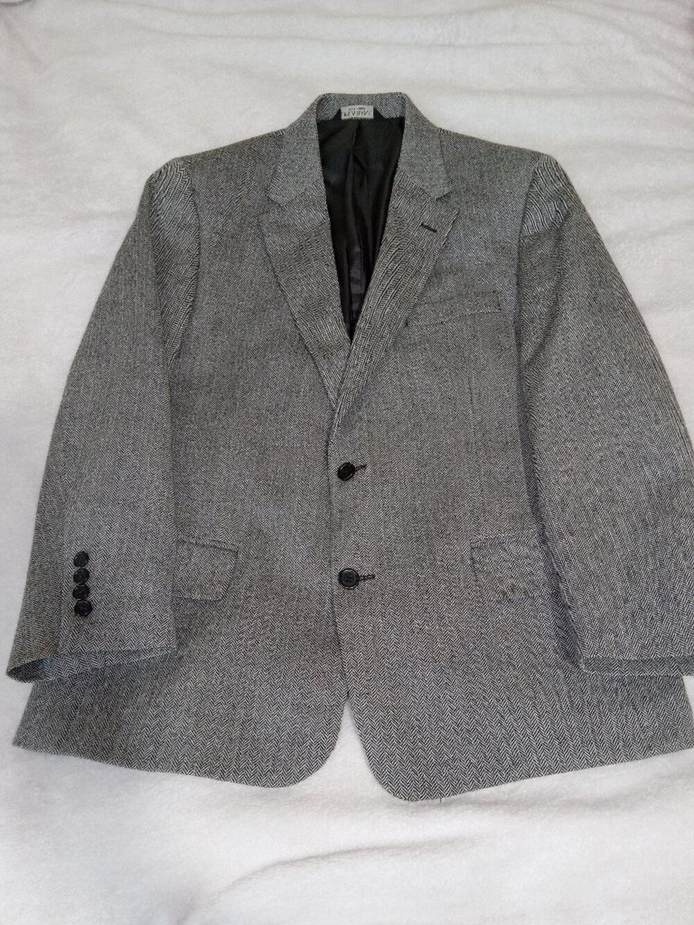 Jos A Bank Herringbone Tweed Blazer 42S Gray Wool Sport Coat Classic Fit